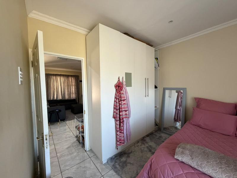 To Let 1 Bedroom Property for Rent in Grahamstown Eastern Cape